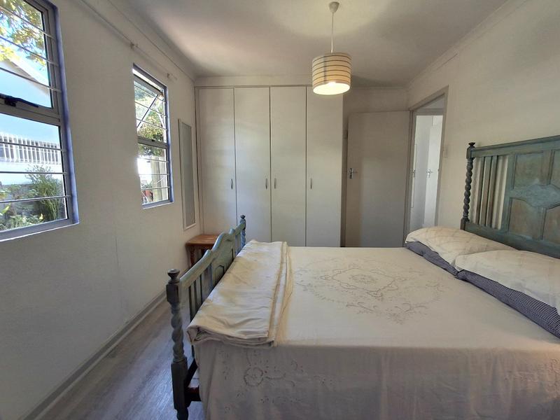 2 Bedroom Property for Sale in Hannasbaai Western Cape
